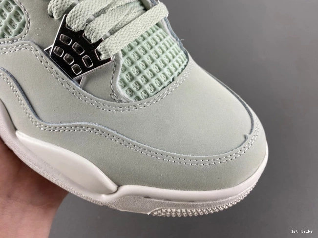 (W) 4 Air Seafoam Jordan HV0823-003 0815